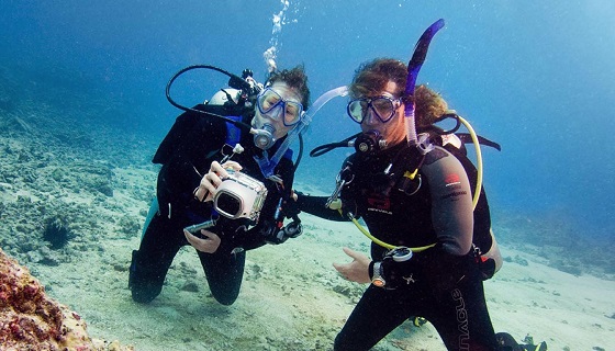 Digital Underwater Photographer